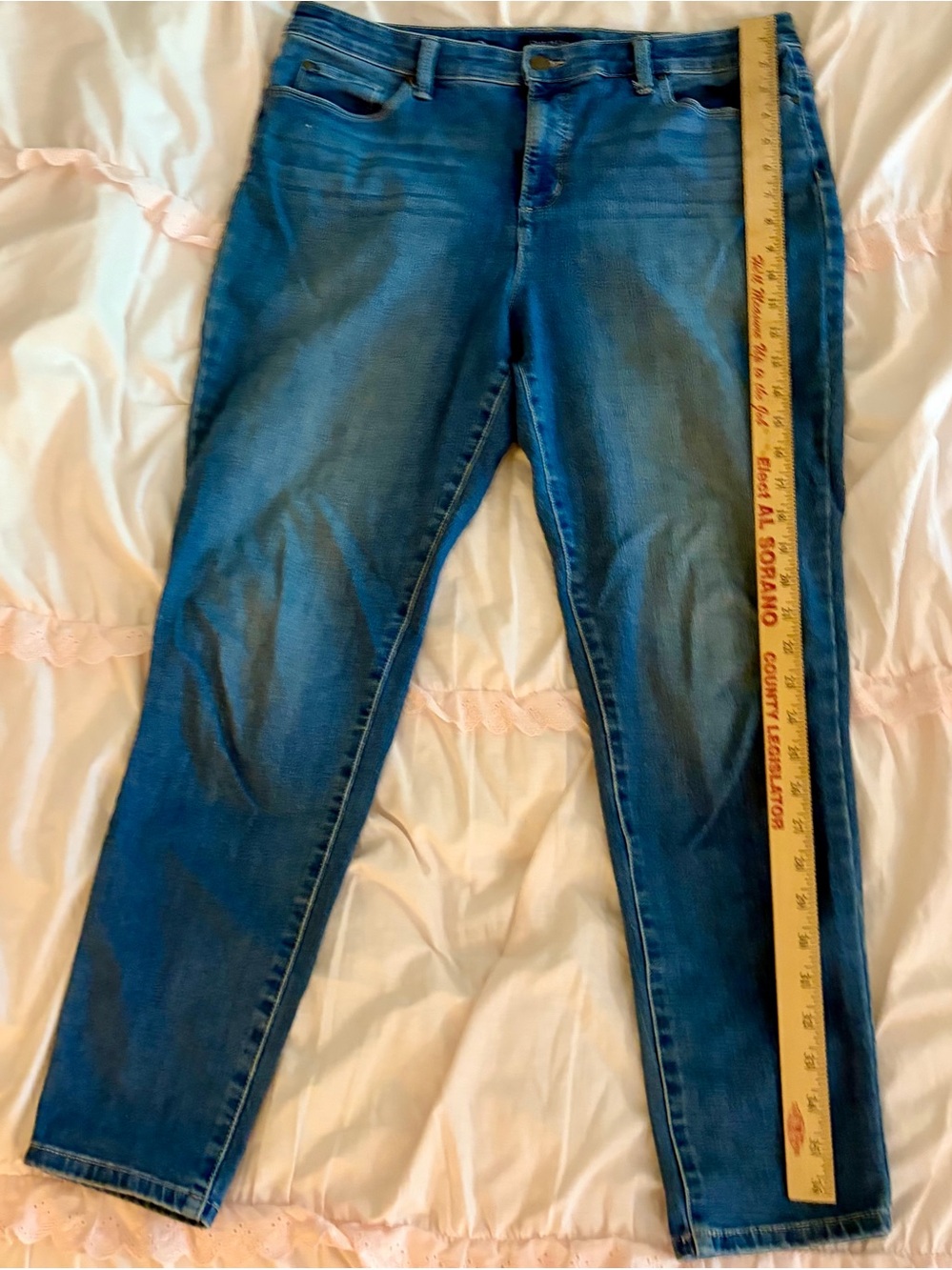 Women’s Charter Club Windham skinny Blue Jeans - Classic Stretch Denim